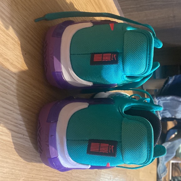 Lebron witness 6 - Picture 3 of 3